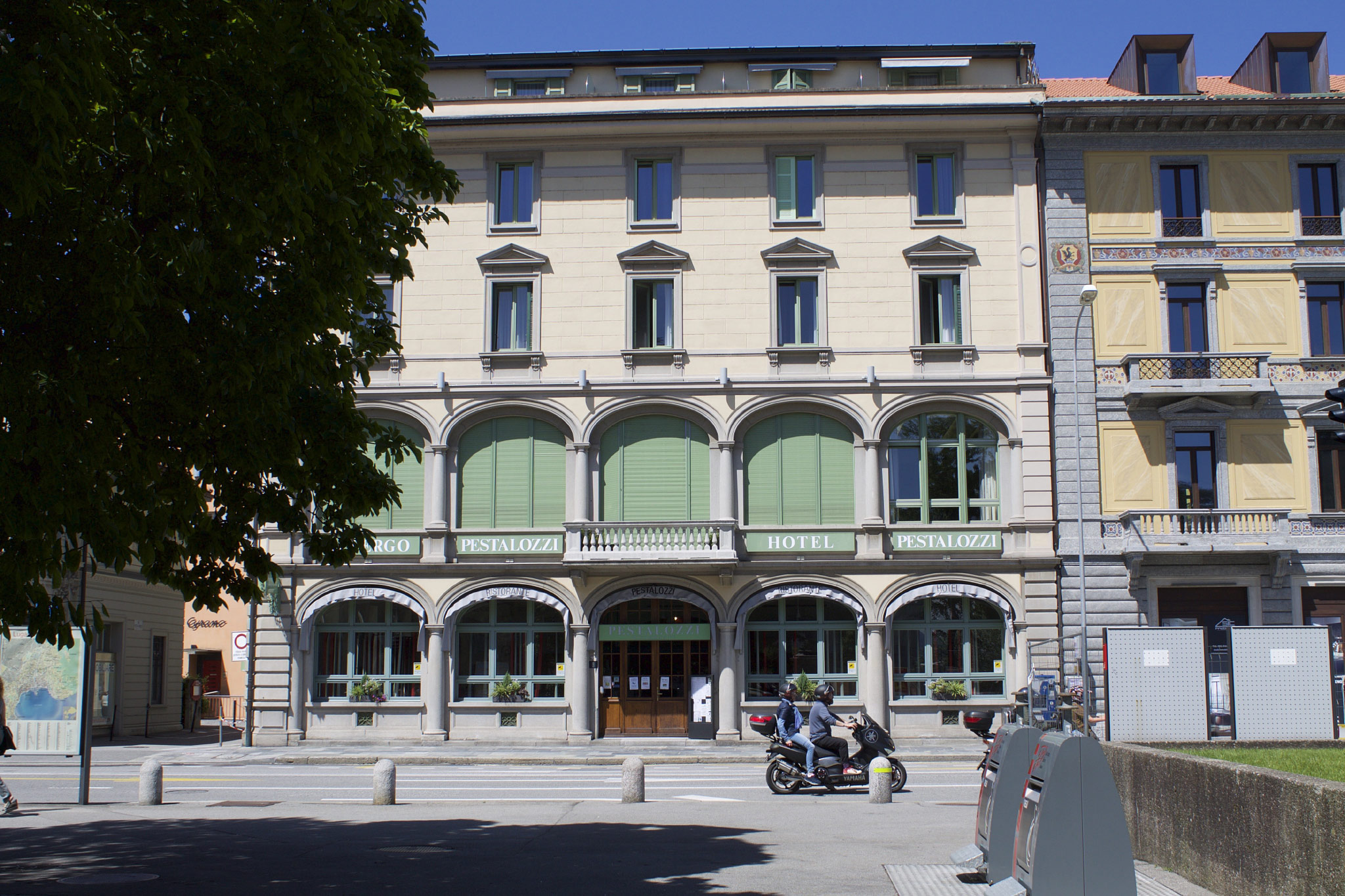 Hotel Pestalozzi, Piazza Indipendenza 9, Lugano